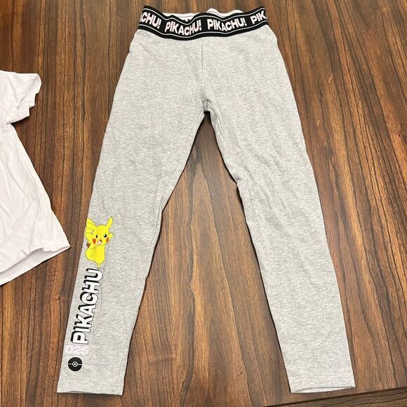 Matching Pokémon T-shirt and leggings size 8/9 (runs small) - Picture 4 of 7